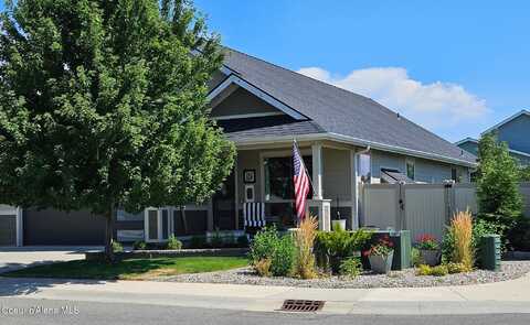 7996 N Hibiscus Lane, Coeur D Alene, ID 83815