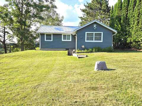 831 Kaypat, Hope, MI 48628