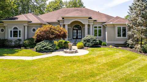 702 Winding River Boulevard, Hamilton, OH 45039