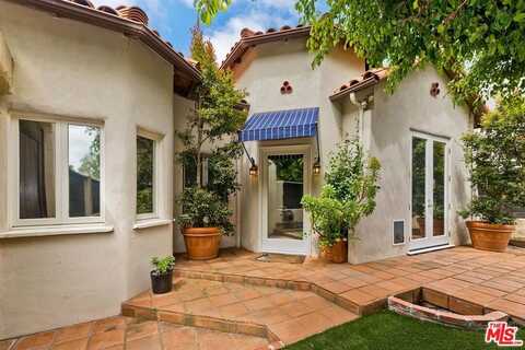 423 Westbourne Dr, West Hollywood, CA 90048