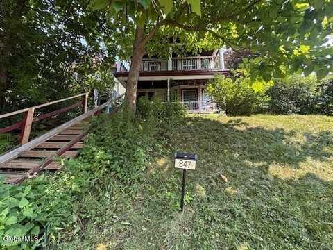 847 Myrtle Avenue, Albany, NY 12208