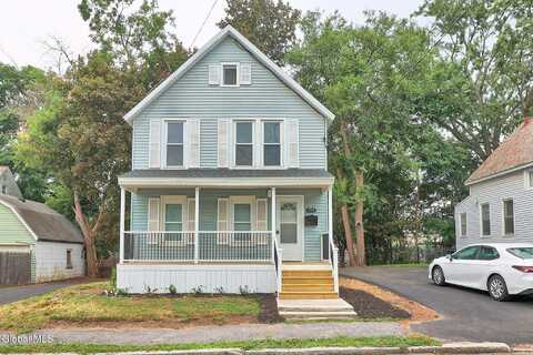 930 Bradt Street, Schenectady, NY 12306