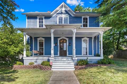 251 S Broad Street, Mooresville, NC 28115