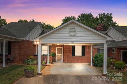19973 Oak Leaf Circle, Cornelius, NC 28031