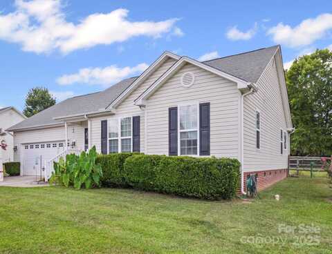 2017 Longhorn Drive, Dallas, NC 28034