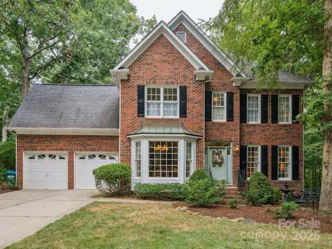 423 Shrewsbury Lane, Matthews, NC 28105