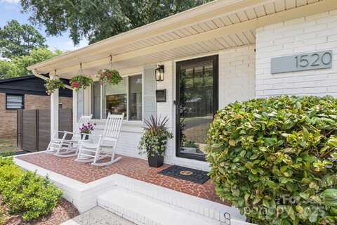 1520 Starbrook Drive, Charlotte, NC 28210