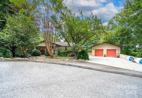58 Warwaseeta Court, Brevard, NC 28712