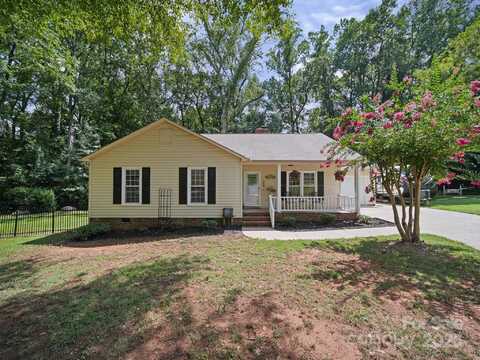 713 Hickory Hill Court, Gastonia, NC 28054