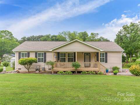 115 Ruth Whitaker Road, Hendersonville, NC 28791