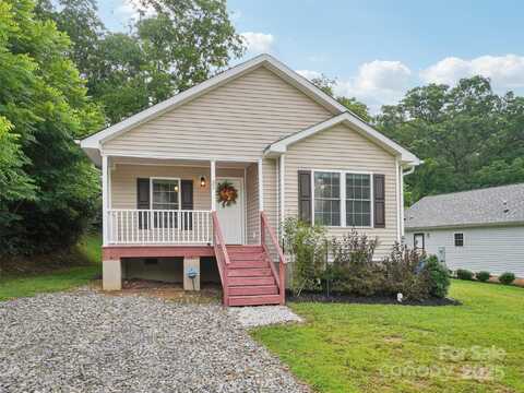32 Lewis Street, Canton, NC 28716