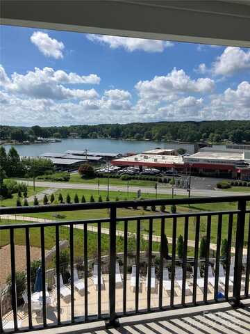 4455 Reed Creek Drive unit: 304, Sherrills Ford, NC 28673