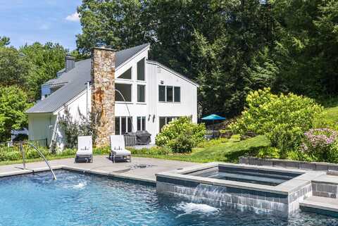136 Shoddy Mill Road, Glastonbury, CT 06033