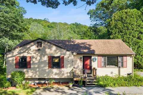 52 Singleton Road, Chaplin, CT 06235