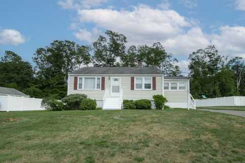 14 Pioneer Drive, North Branford, CT 06471