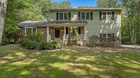 69 High Rock Road, Newtown, CT 06482