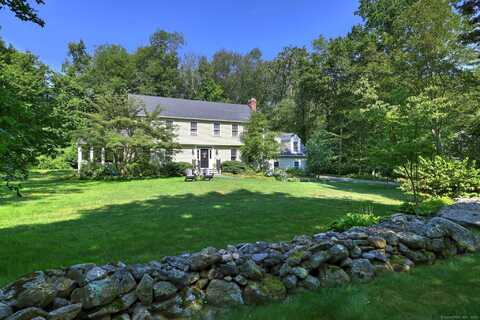 121 Knorr Road, Monroe, CT 06468