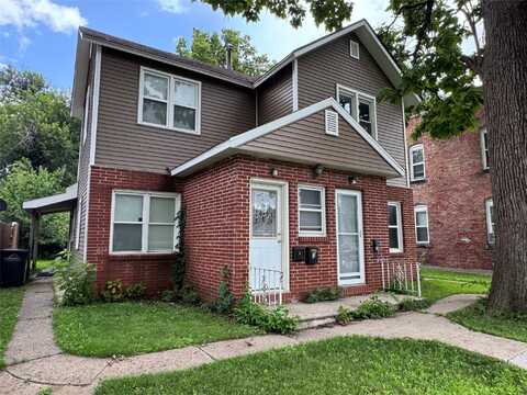 1315 E 12th Street, Des Moines, IA 50316