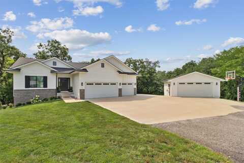 24261 Trail Ridge Court, Adel, IA 50003
