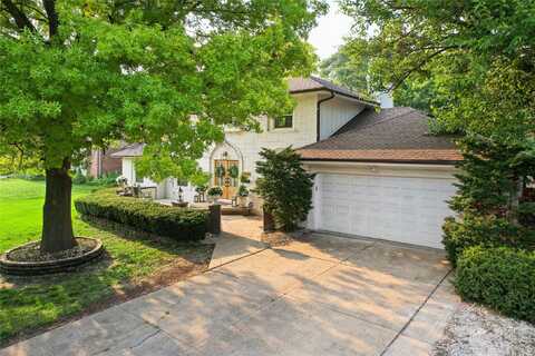 4425 Aurora Avenue, Des Moines, IA 50310