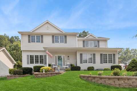 6418 Sutton Drive, Urbandale, IA 50322
