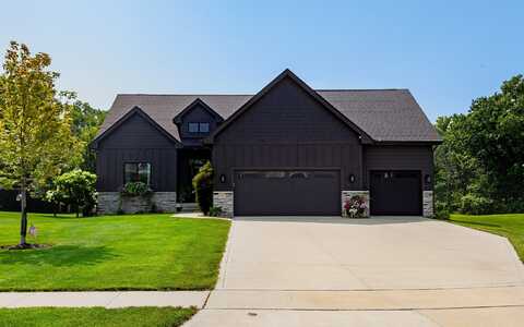 1816 Starling Court, Polk City, IA 50226