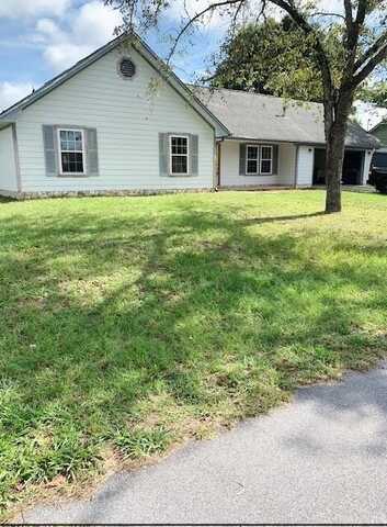 604 Moss Drive, Crestview, FL 32536