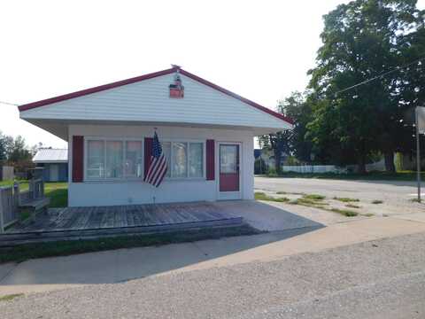 100 N ONTARIO ST, De Tour Village, MI 49725