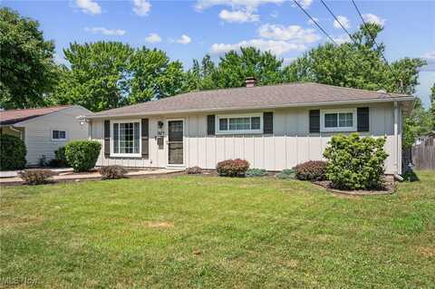 7677 Goldenrod Drive, Mentor-On-The-Lake, OH 44060