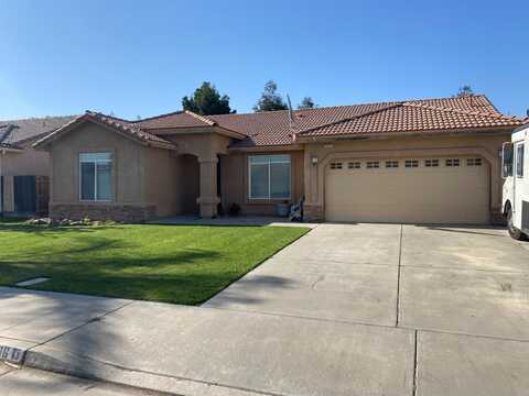 2606 Hillcrest Street, Selma, CA 93662