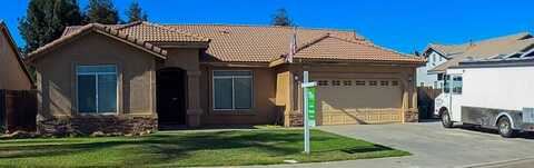 2606 Hillcrest Street, Selma, CA 93662