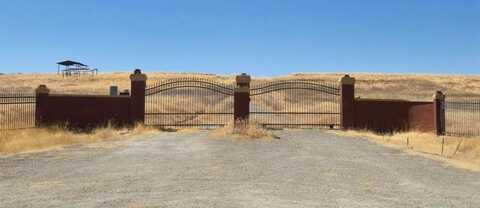 15660 Griffith Avenue E, Sanger, CA 93657