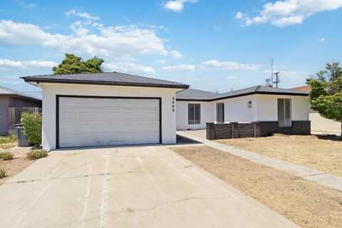 4489 Chestnut N, Fresno, CA 93726