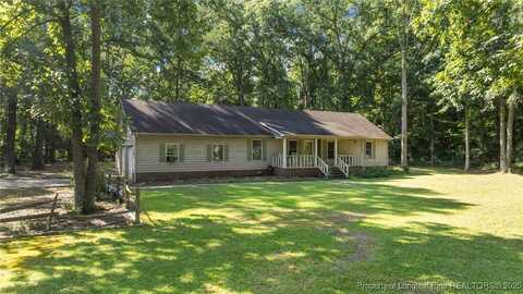 1316 Middle Road, Eastover, NC 28312