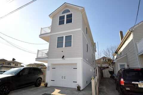 104 N Dudley Ave, Ventnor Heights, NJ 08406