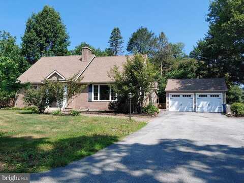 11 MANOR DRIVE, WEST CHESTER, PA 19380