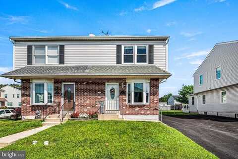 21 SPARKS CIRCLE, GLENOLDEN, PA 19036