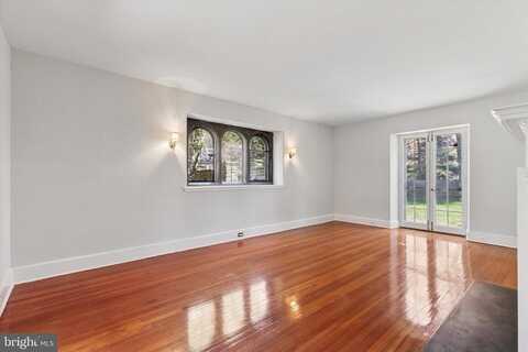 8011 NAVAJO STREET, PHILADELPHIA, PA 19118