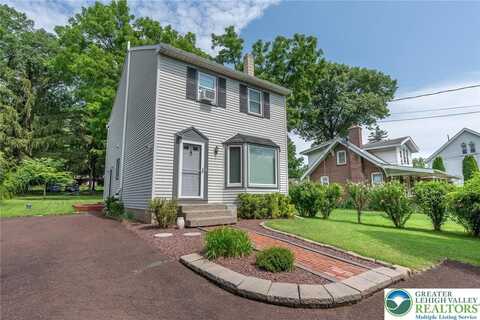 3447 Station Avenue, Shamokin, PA 18034
