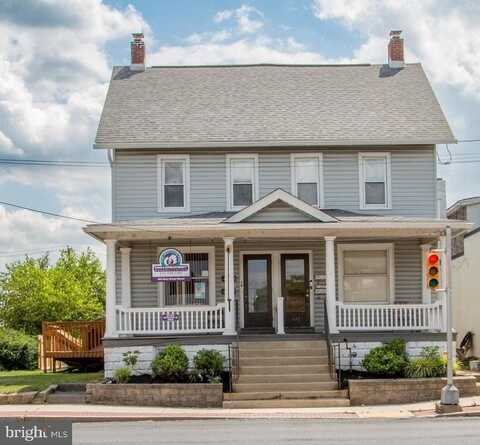 400 & 402 W BROAD STREET, QUAKERTOWN, PA 18951
