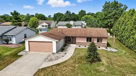 1622 Briar Fence Lane, Fort Wayne, IN 46814