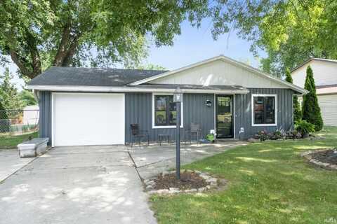 1426 Rabbit Run, Huntertown, IN 46748