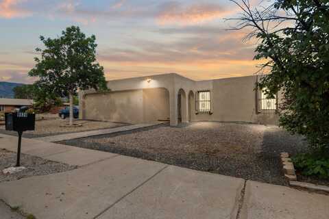 9820 LONA Lane NE, Albuquerque, NM 87111