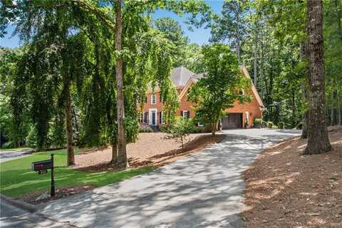 215 Cliffchase Close, Roswell, GA 30076