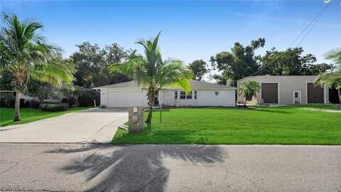 1672 Many Road, North Fort Myers, FL 33903