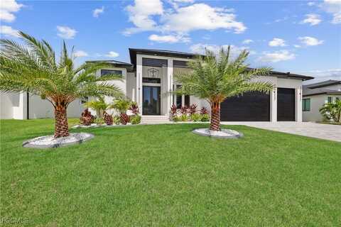 125 SW 33rd Avenue, Cape Coral, FL 33991