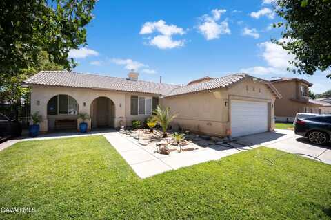 1328 Ave H-6, Lancaster, CA 93536