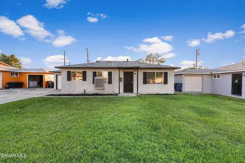 44411 Kingtree Avenue, Lancaster, CA 93534