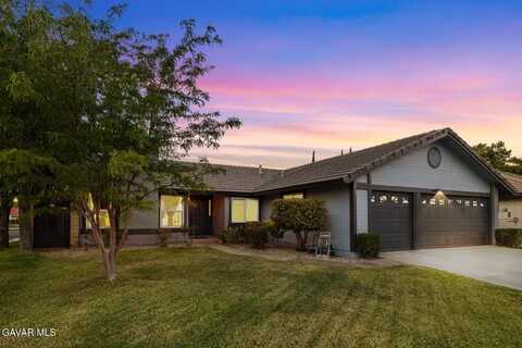 2037 Comstock Court, Palmdale, CA 93551