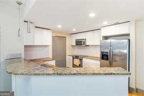 390 17TH, Atlanta, GA 30363